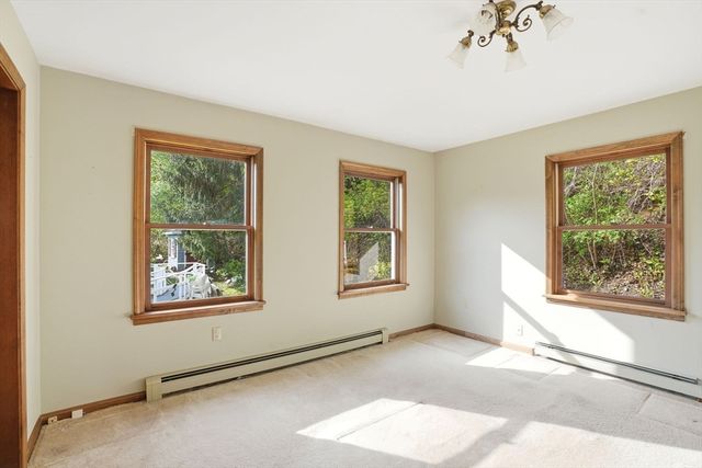 67 Wituwamat Rd, Weymouth, MA 02191