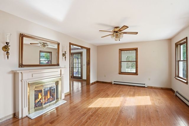 67 Wituwamat Rd, Weymouth, MA 02191