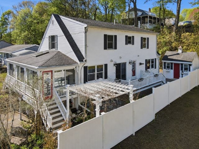 67 Wituwamat Rd, Weymouth, MA 02191