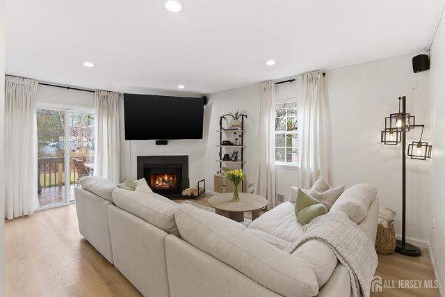 17 Edith Drive, Franklin Twsp, NJ 08873