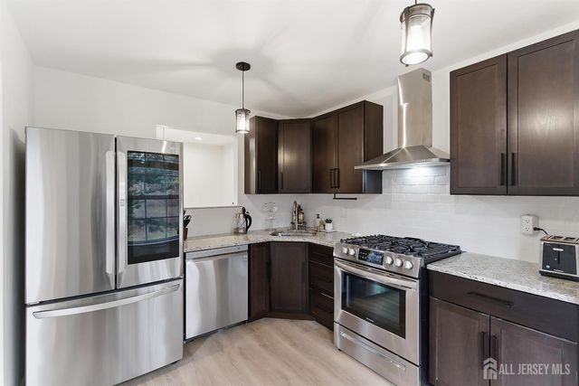 17 Edith Drive, Franklin Twsp, NJ 08873