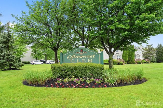 17 Edith Drive, Franklin Twsp, NJ 08873