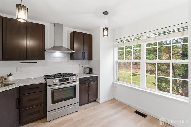 17 Edith Drive, Franklin Twsp, NJ 08873