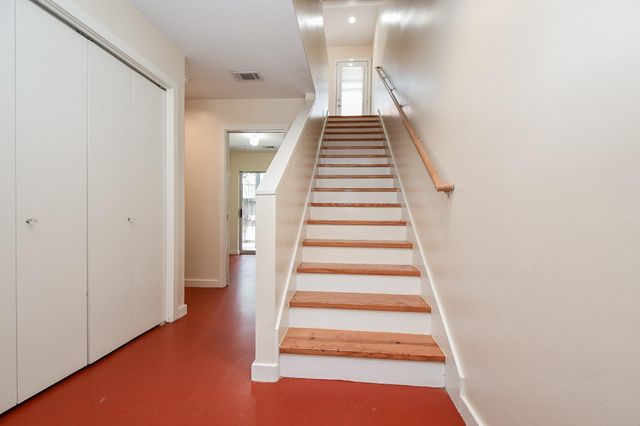 824 Robin Street, Houston, TX 77019