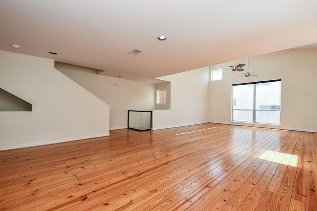 824 Robin Street, Houston, TX 77019