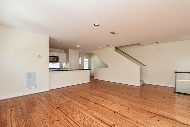 824 Robin Street, Houston, TX 77019