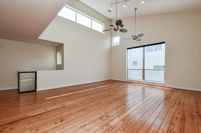 824 Robin Street, Houston, TX 77019