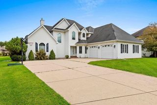 2877 FOXFORD COURT, Green Bay, WI 54313