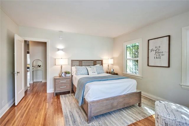 6669 De Longpre Avenue, Los Angeles, CA 90028