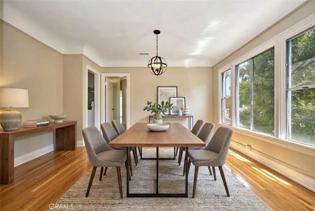 6669 De Longpre Avenue, Los Angeles, CA 90028