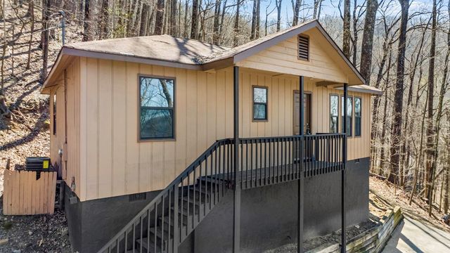 764 Chestnut Cove Trail, Jasper, GA 30143