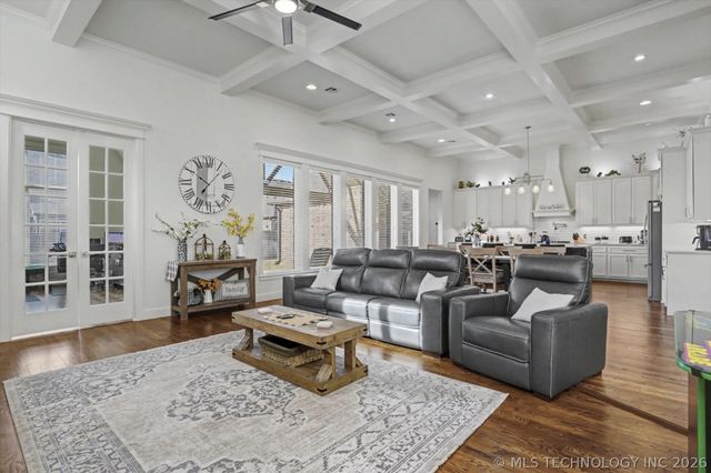 1014 W 86th Place S, Tulsa, OK 74132