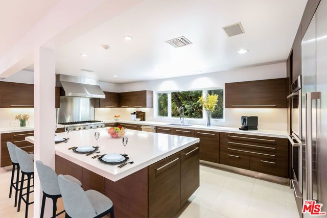 28929 Wight Road, Malibu, CA 90265