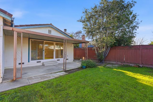 2903 Begonia Street, Union City, CA 94587