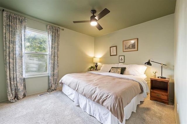 611 E Welston Avenue, Olathe, KS 66061