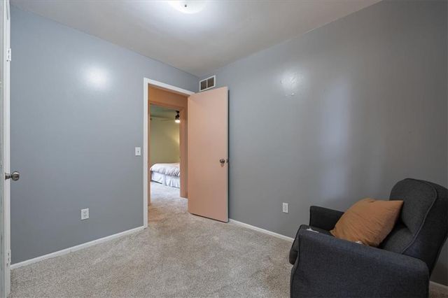 611 E Welston Avenue, Olathe, KS 66061