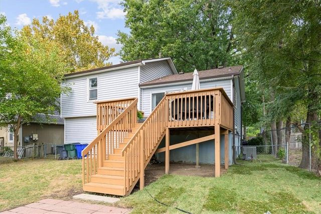 611 E Welston Avenue, Olathe, KS 66061