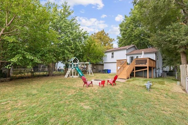 611 E Welston Avenue, Olathe, KS 66061