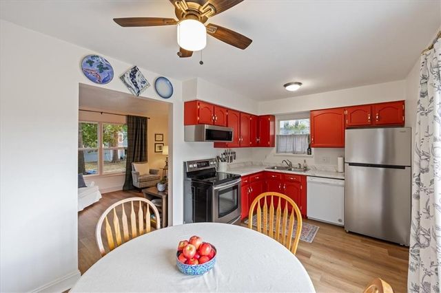 611 E Welston Avenue, Olathe, KS 66061