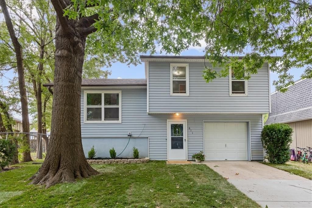 611 E Welston Avenue, Olathe, KS 66061