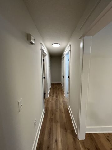 1047 New Deal Potts Rd, Cottontown, TN 37048