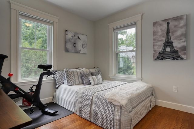 26 Park Rd 2, Belmont, MA 02478