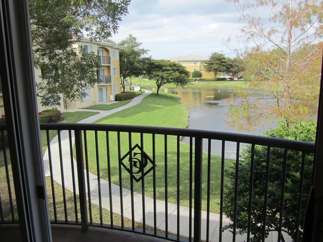 700 S Crestwood Court S 704, Royal Palm Beach, FL 33411