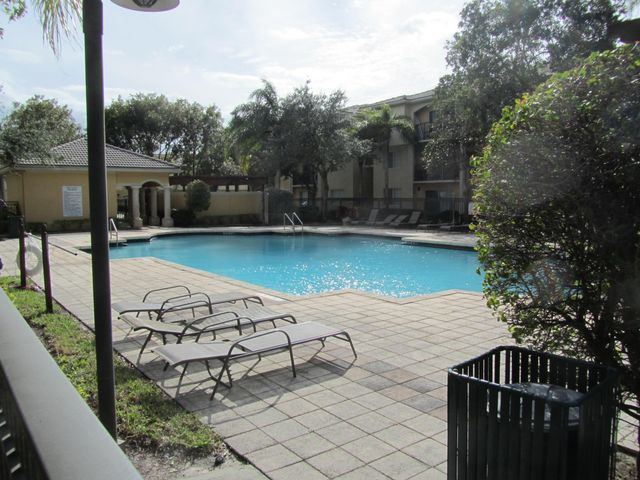 700 S Crestwood Court S 704, Royal Palm Beach, FL 33411