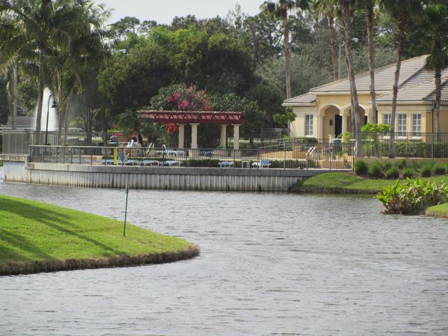 700 S Crestwood Court S 704, Royal Palm Beach, FL 33411