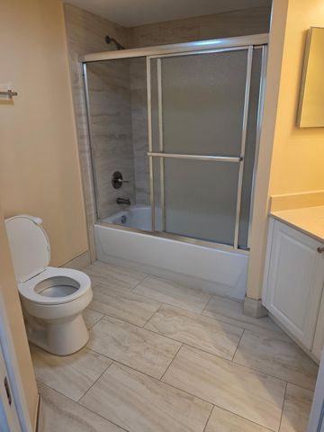 700 S Crestwood Court S 704, Royal Palm Beach, FL 33411