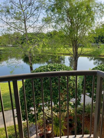 700 S Crestwood Court S 704, Royal Palm Beach, FL 33411