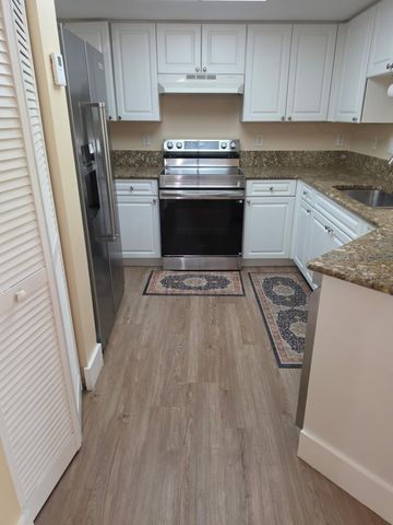 700 S Crestwood Court S 704, Royal Palm Beach, FL 33411