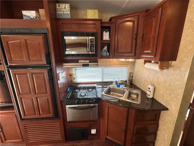 139 Pier Avenue, New London, NC 28127