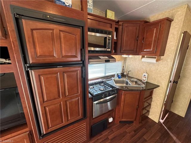 139 Pier Avenue, New London, NC 28127