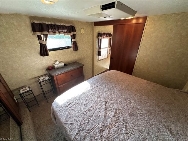 139 Pier Avenue, New London, NC 28127