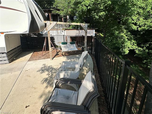 139 Pier Avenue, New London, NC 28127
