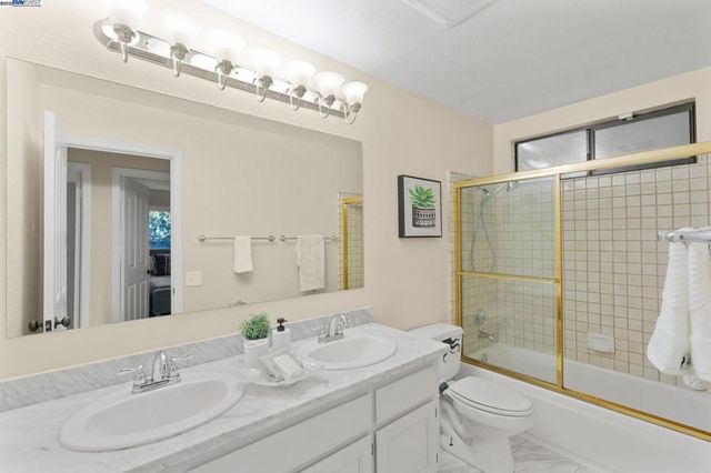 2209 Ascot Parkway, Vallejo, CA 94591