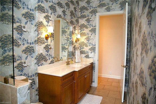 15200 Blackhawk DR, Fort Myers, FL 33912