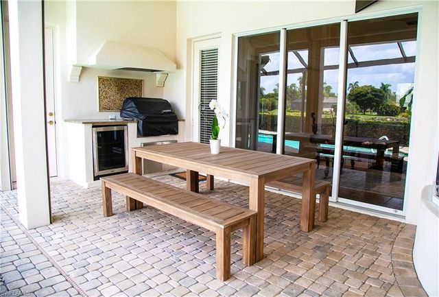 15200 Blackhawk DR, Fort Myers, FL 33912