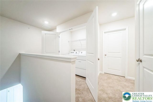 8303 Brodie Court, Upper Macungie Twp, PA 18031