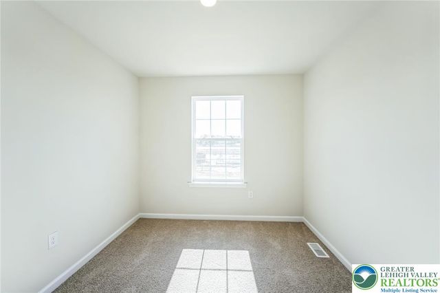 8303 Brodie Court, Upper Macungie Twp, PA 18031