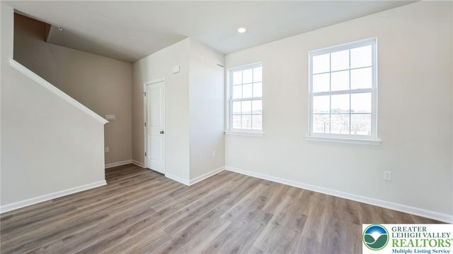 8303 Brodie Court, Upper Macungie Twp, PA 18031