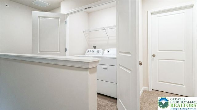 8303 Brodie Court, Upper Macungie Twp, PA 18031