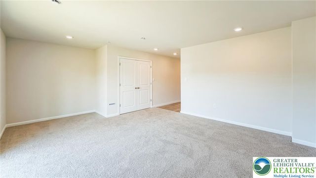8303 Brodie Court, Upper Macungie Twp, PA 18031