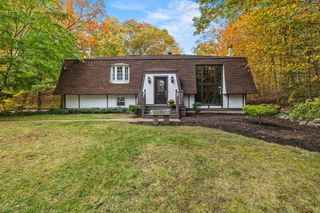 64 Ridgehill Rd., Attleboro, MA 02703