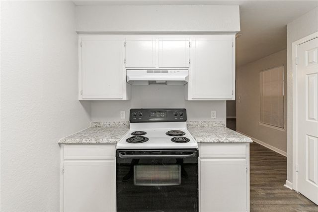4011 Oak Bay Dr 4, Corpus Christi, TX 78413