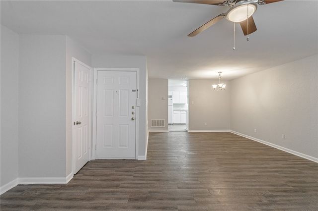 4011 Oak Bay Dr 4, Corpus Christi, TX 78413