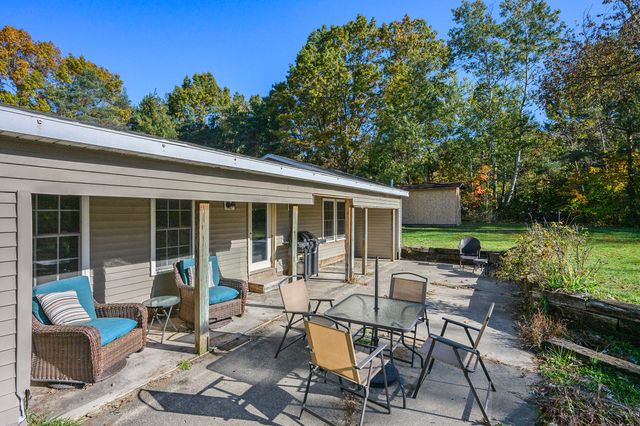 3096 140th Avenue, Dorr, MI 49323