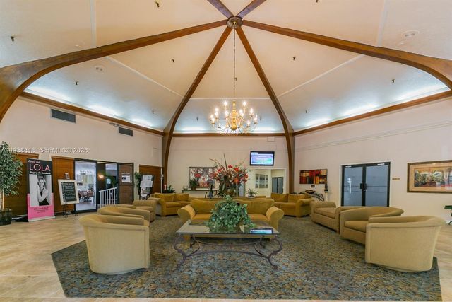 3959 Via Poinciana 605, Lake Worth, FL 33467