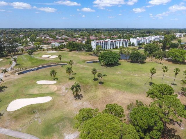 3959 Via Poinciana 605, Lake Worth, FL 33467